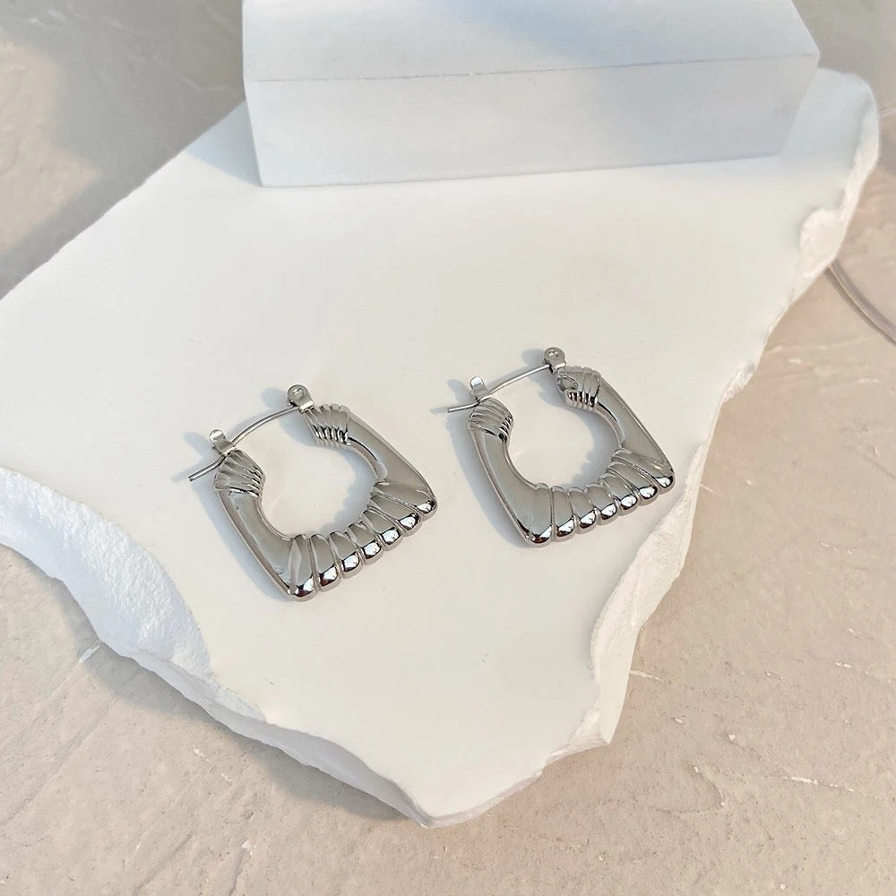 Anti Tarnish Korean Jewelry For Women (DESIGN 5133)