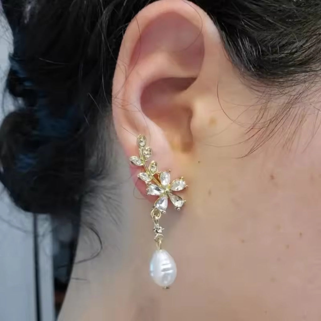 Amazing Korean Jewelry For Women (DESIGN 1428)