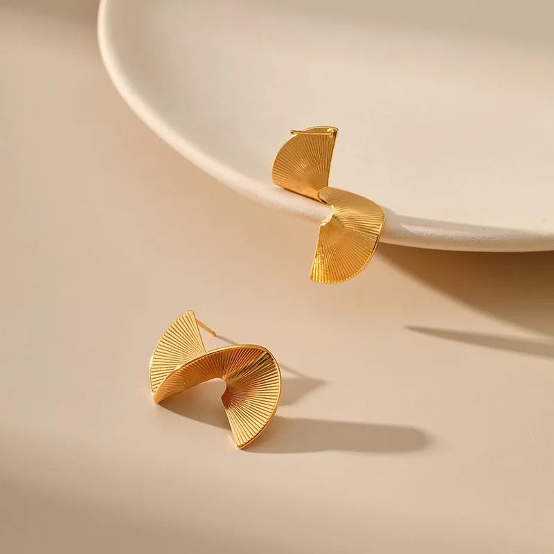 Amazing Korean Jewelry For Women (DESIGN 1457)