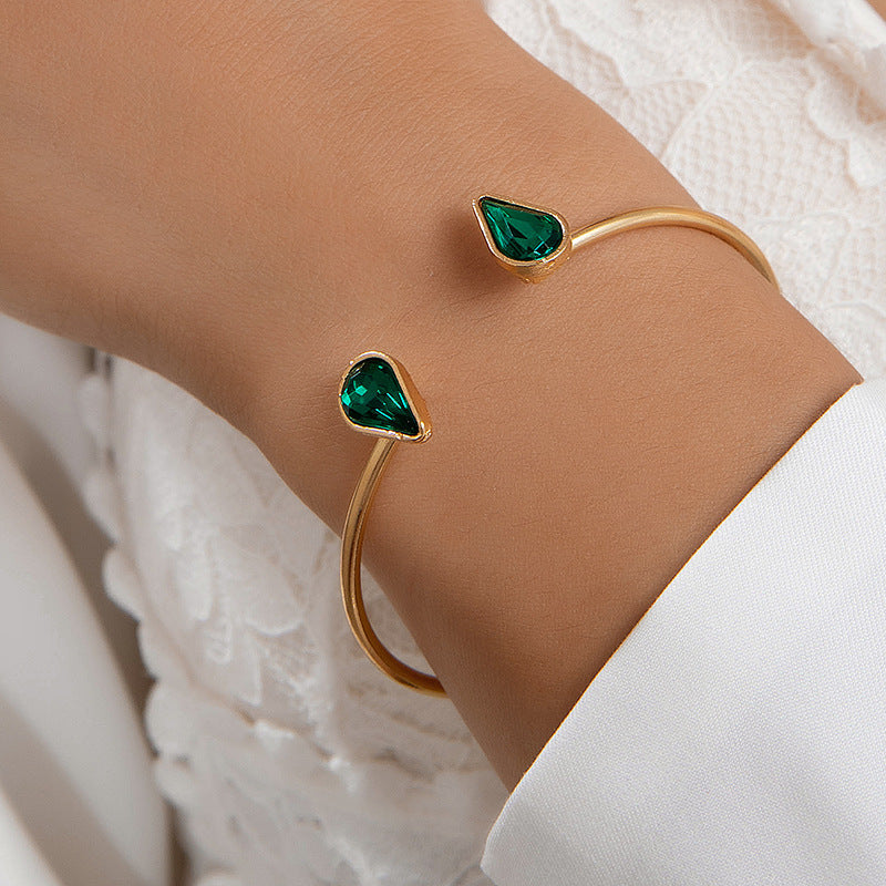 Amazing Korean Jewelry For Women (DESIGN 2099)