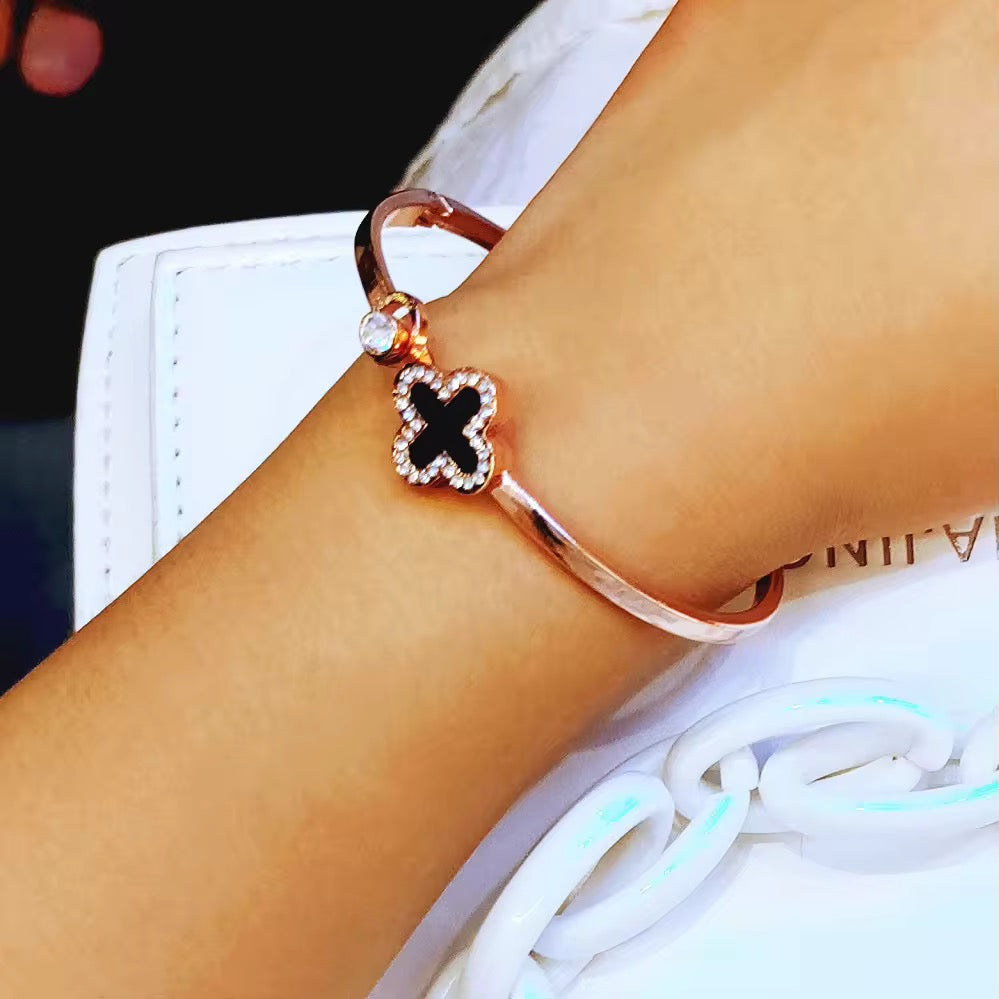 Amazing Korean Jewelry For Women (DESIGN 6397)