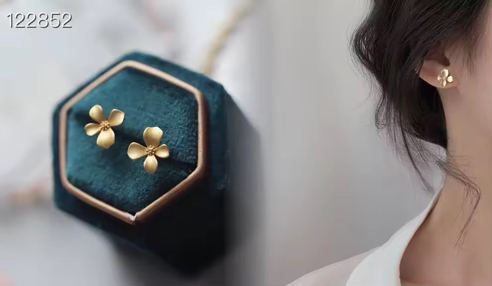 Amazing Korean Jewelry For Women (DESIGN 6442)
