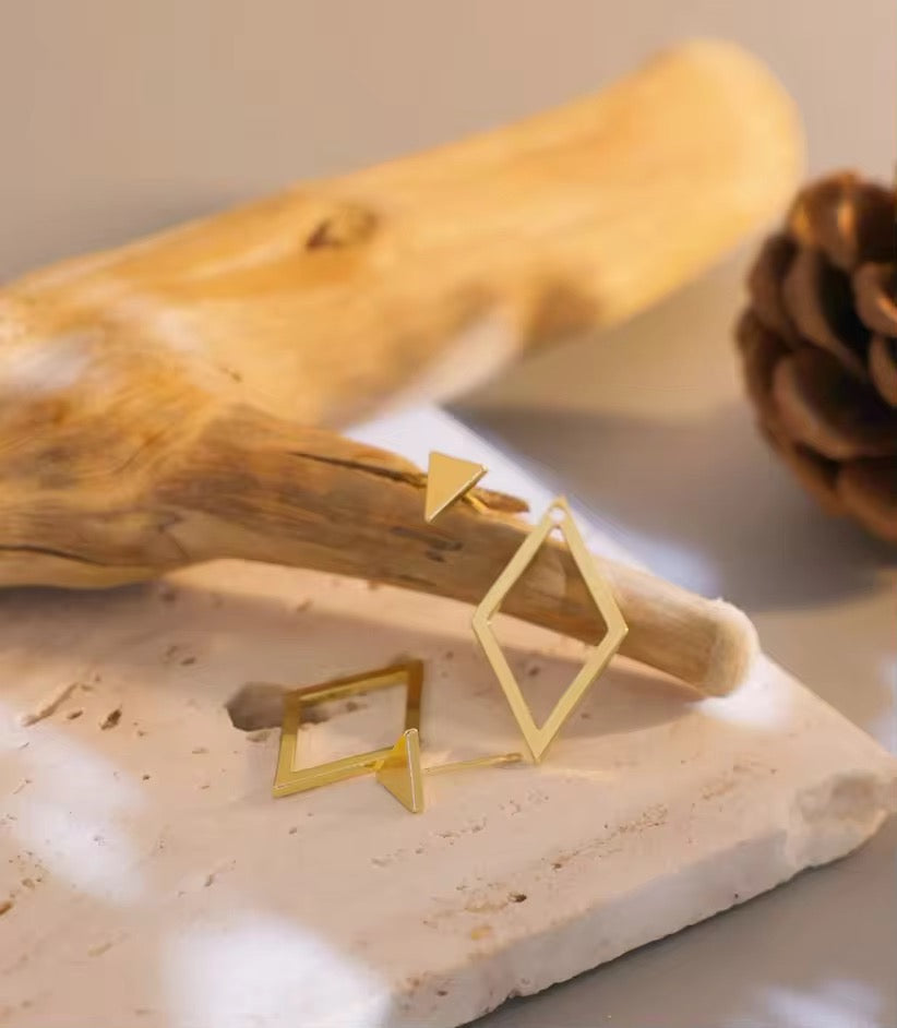 Amazing Korean Jewelry For Women (DESIGN 6451)