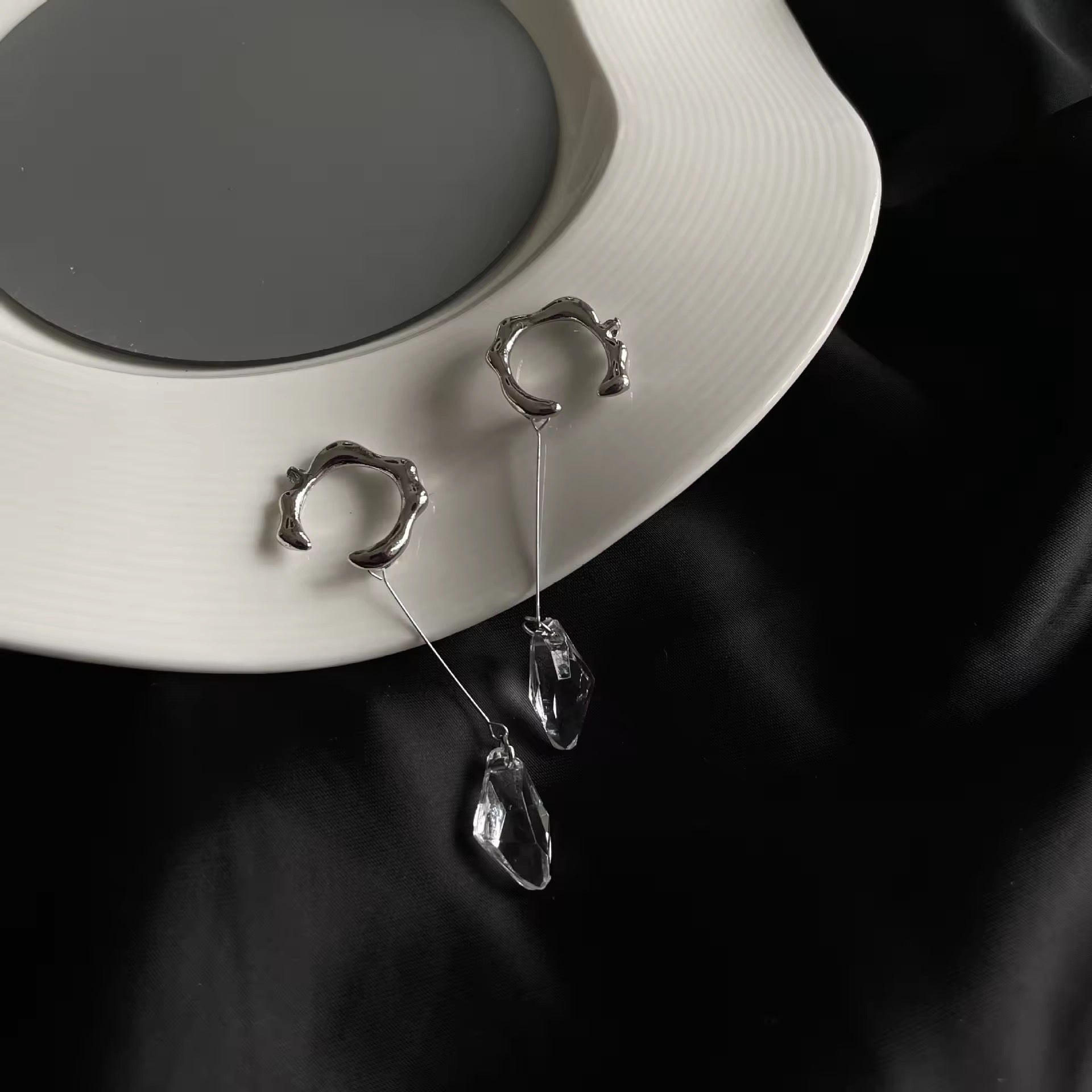 Amazing Korean Jewelry For Women (DESIGN 6460)