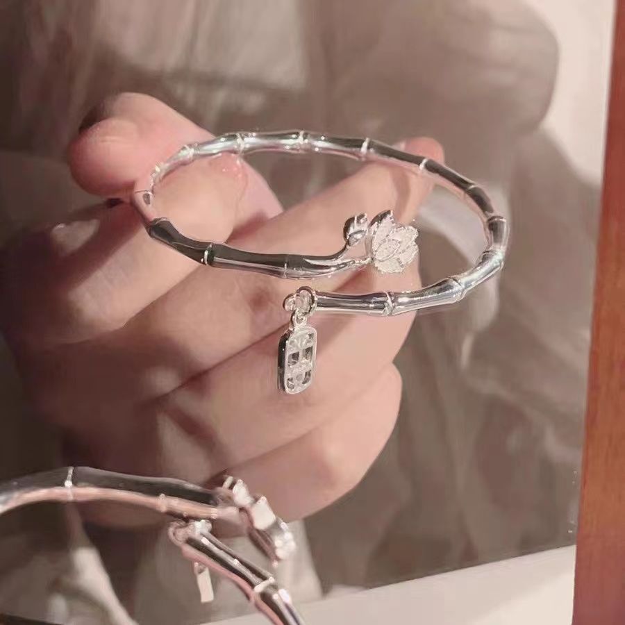 Amazing Korean Jewelry For Women (DESIGN 2043)