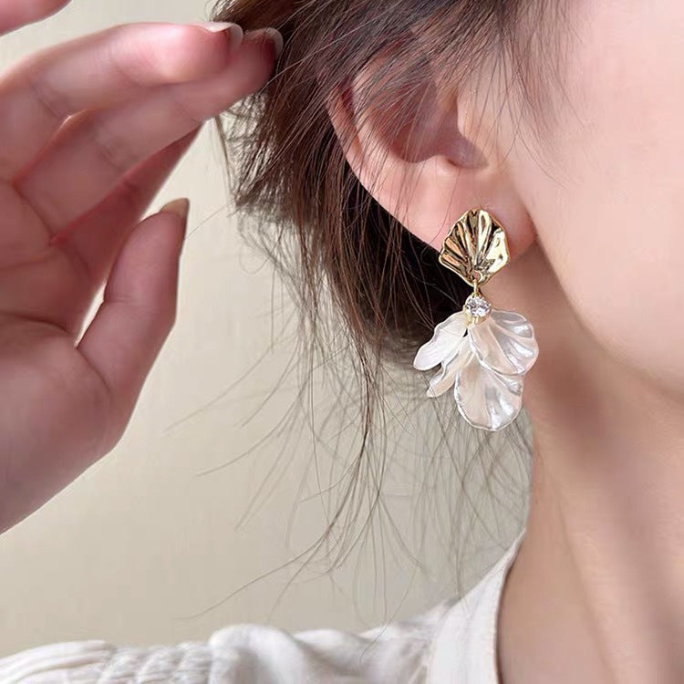 Amazing Korean Jewelry For Women (DESIGN 2066)