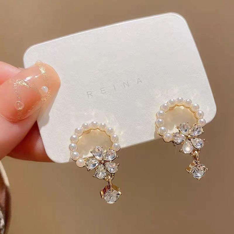 Amazing Korean Jewelry For Women (DESIGN 2077)