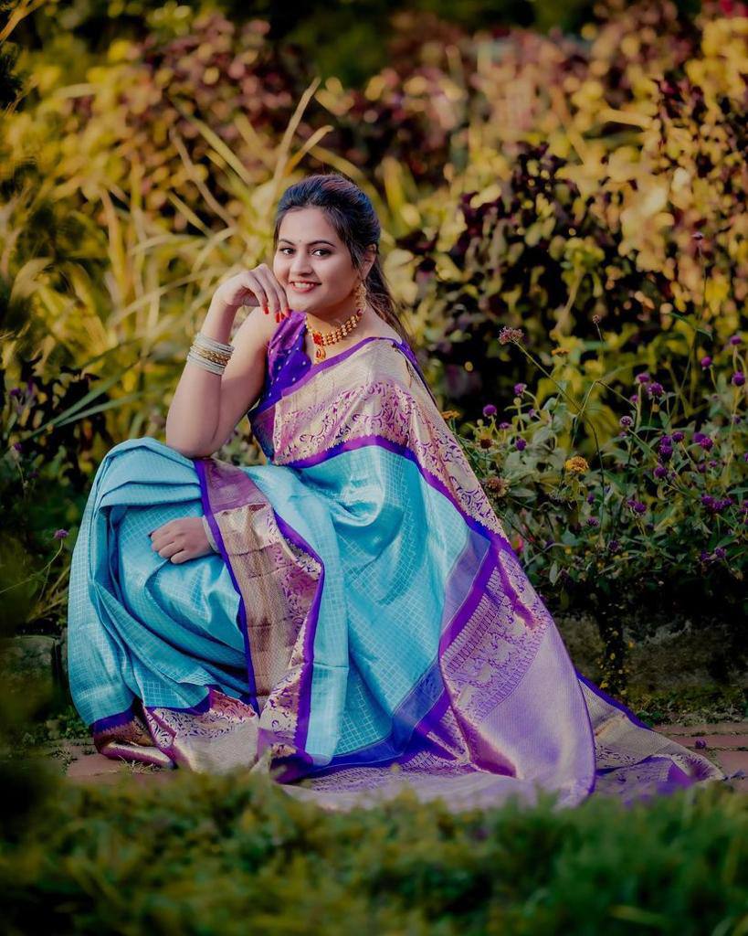 Shubh Lichi Slik Banarasi Saree